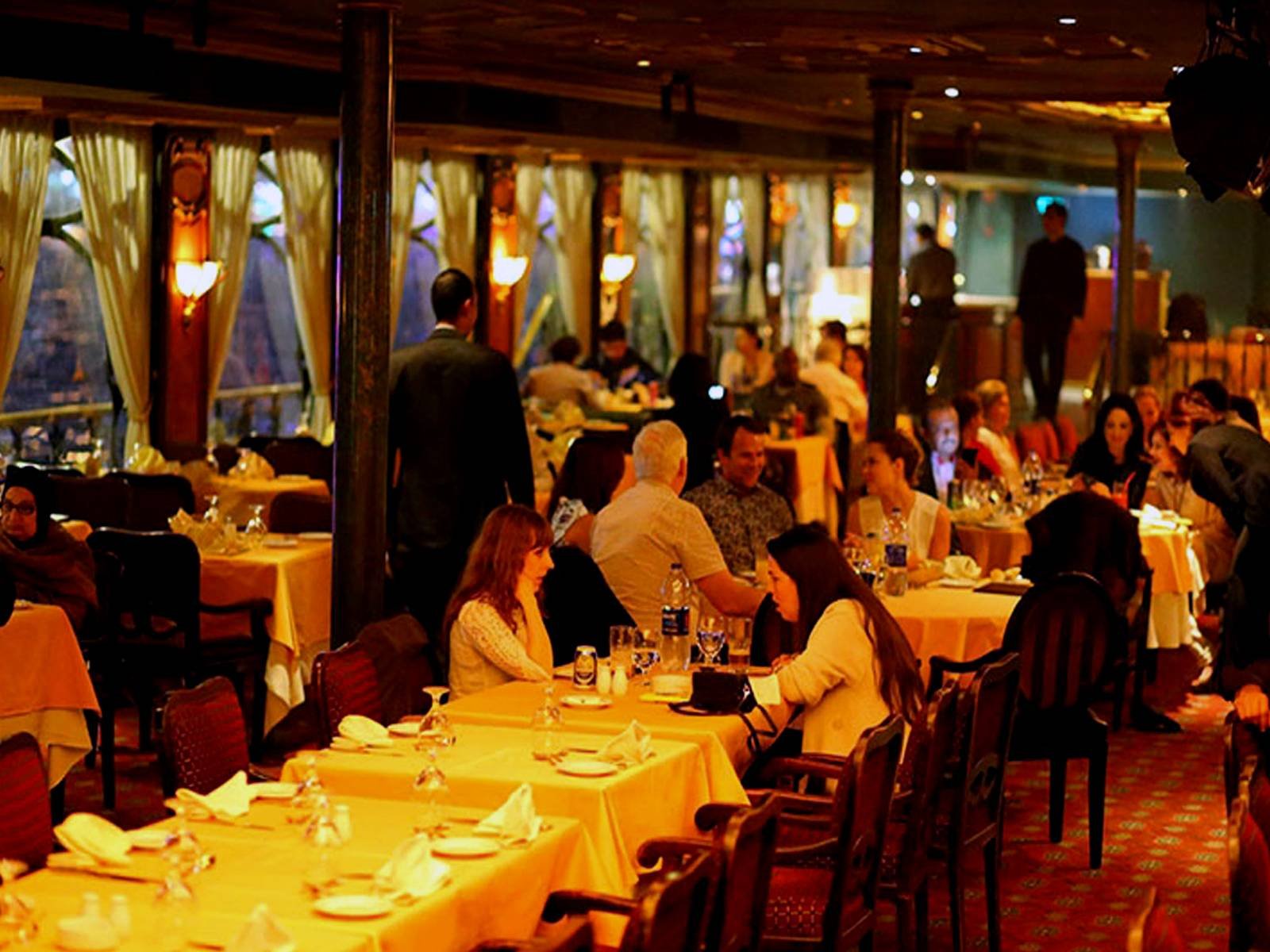 <span> Dinner and Entertainment</span>